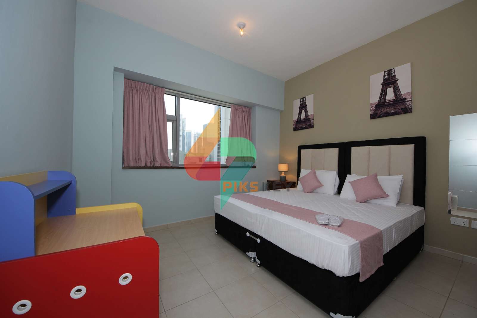 High End 01 Bedroom Apartment in Executive Tower Business Bay Pikskey