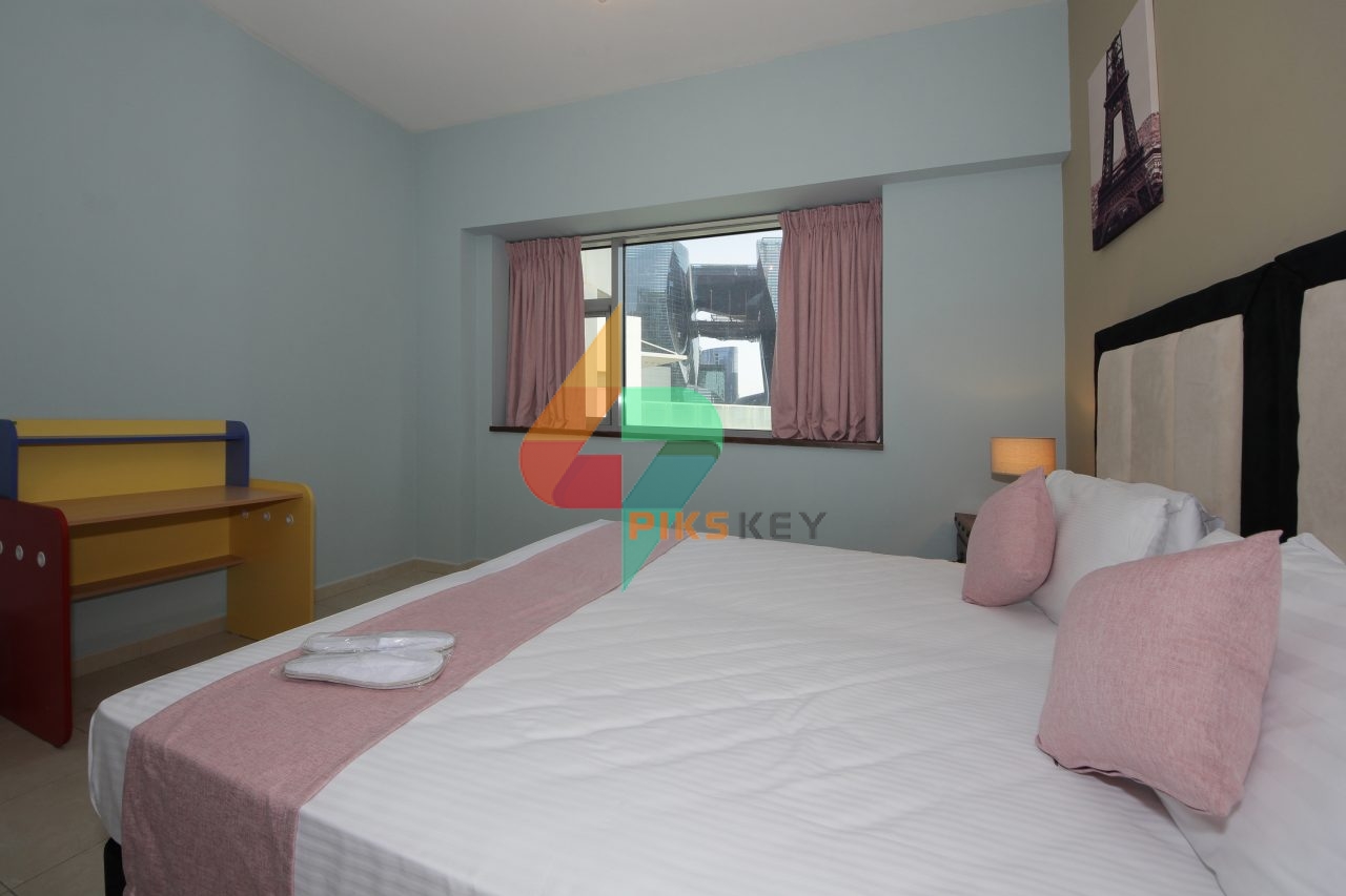 High End 01 Bedroom Apartment in Executive Tower Business Bay Pikskey